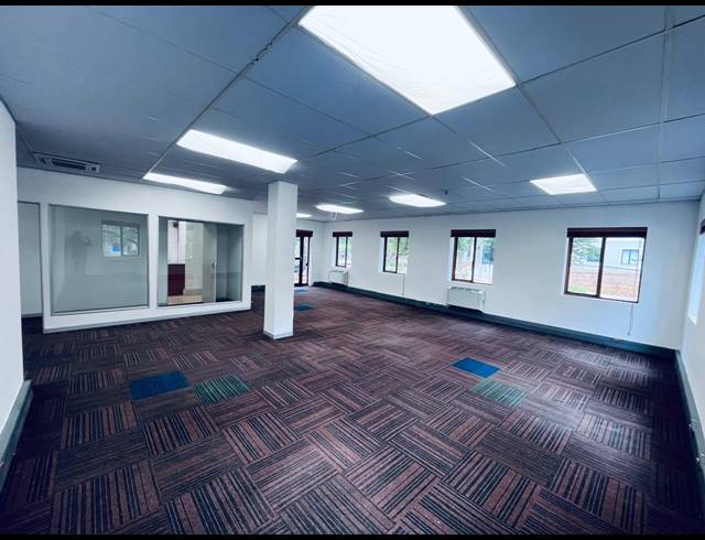 206M² OFFICE TO LET IN VORNA VALLEY